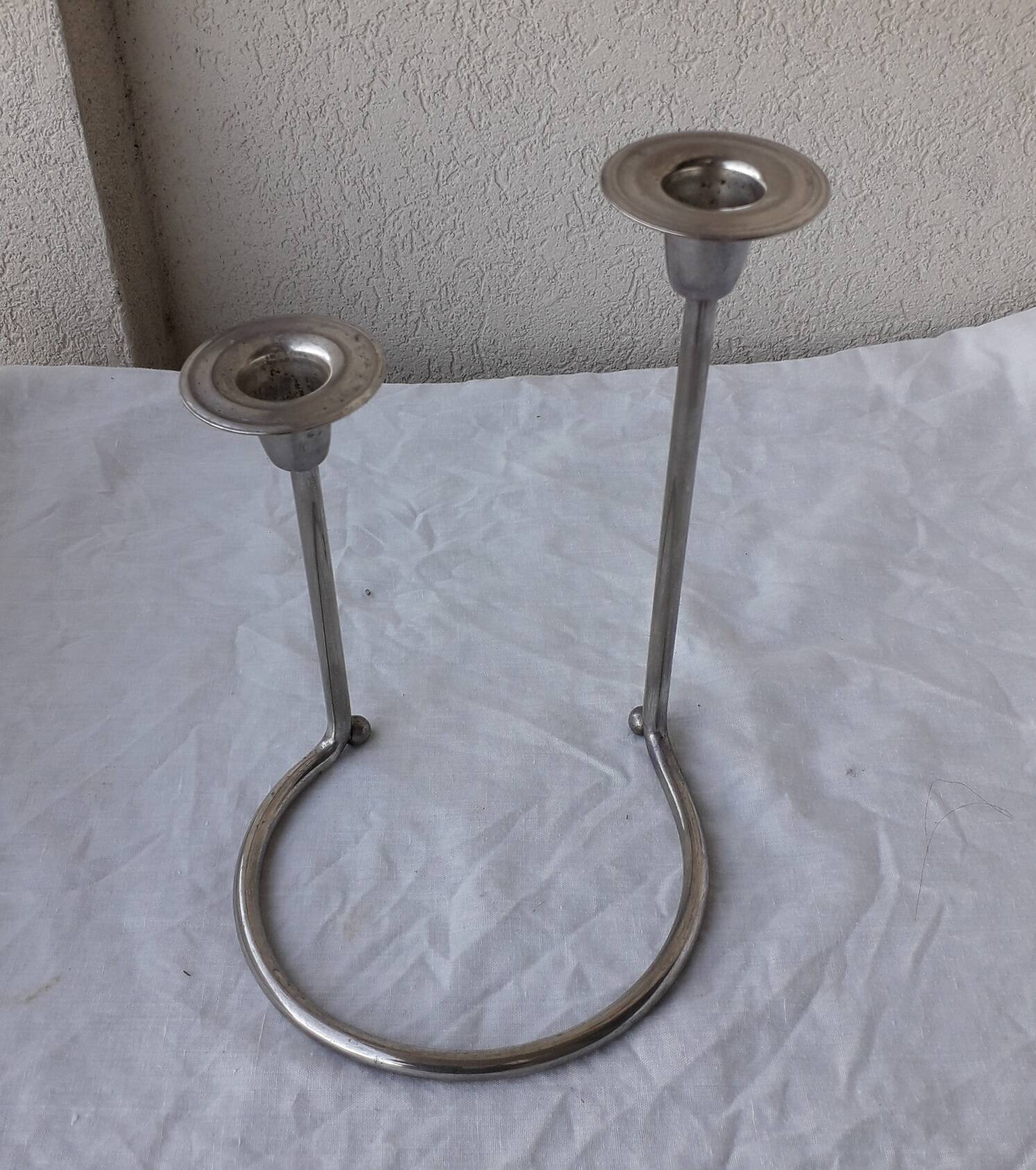 Double metal candle holder
