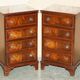 Paire de commodes françaises en bois dur flammé poli