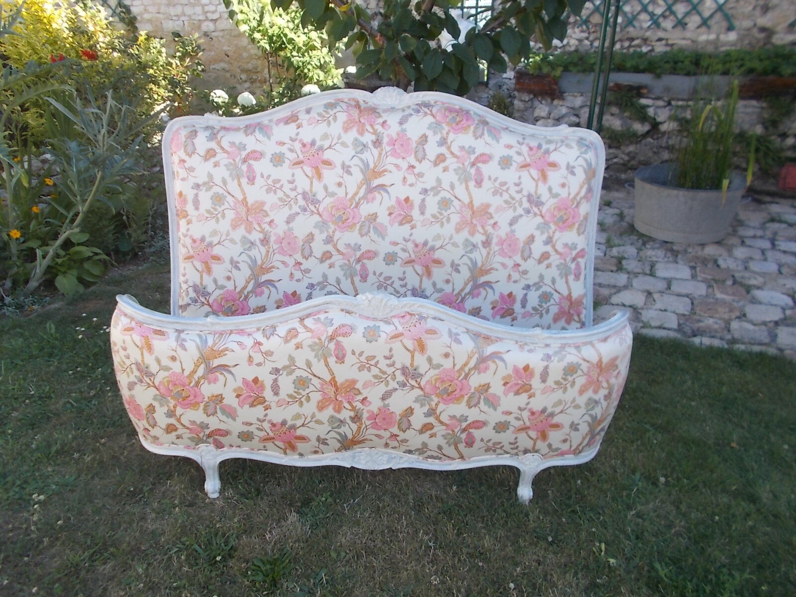 Double recycle bin bed