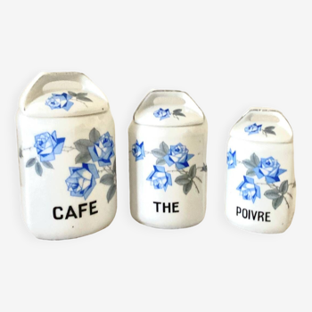 Lot de 3 pots en porcelaine