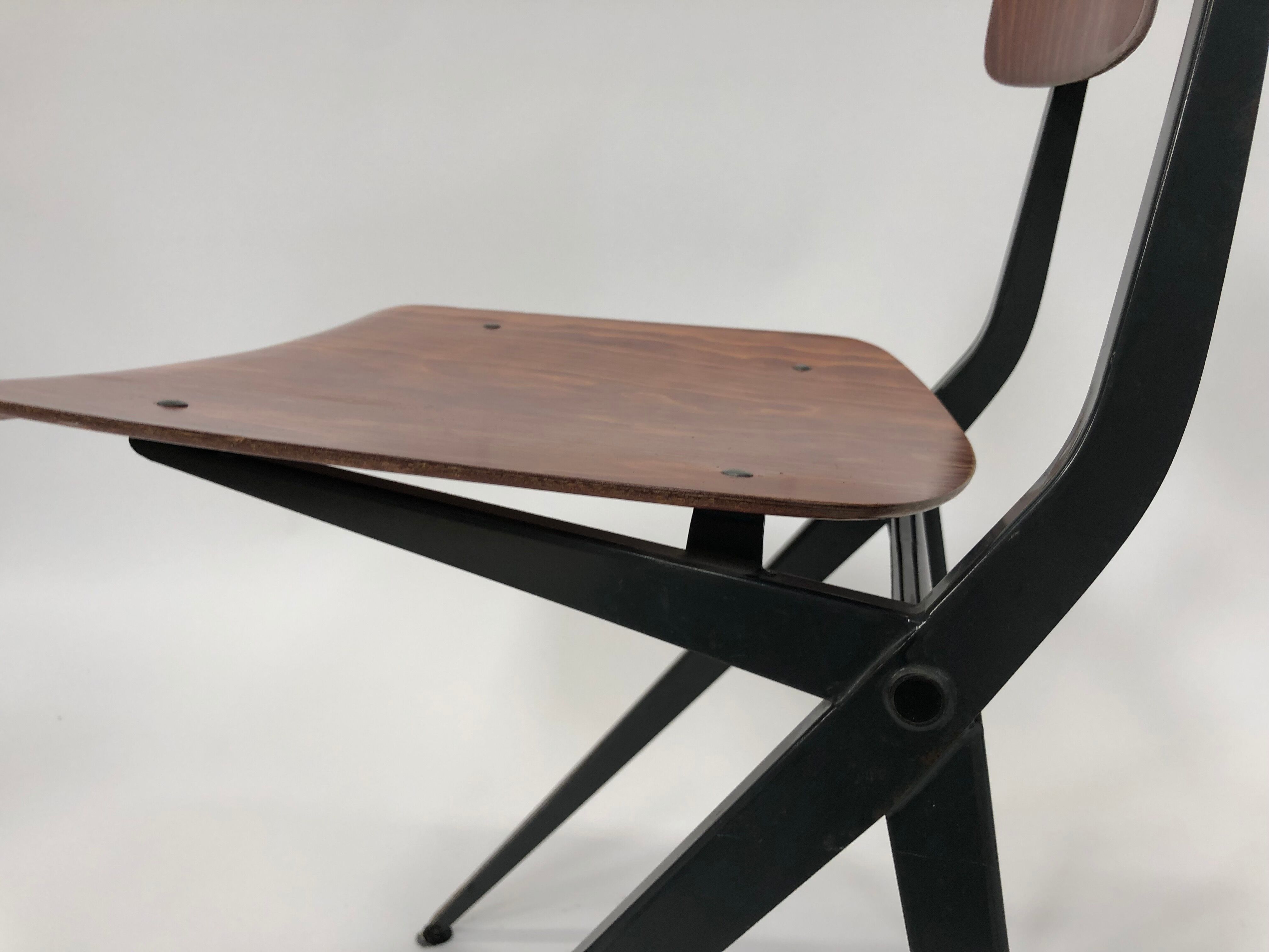 Spin Chair 102 Ynske Kooistra chair for Marko Holland, Netherlands of the 1960s