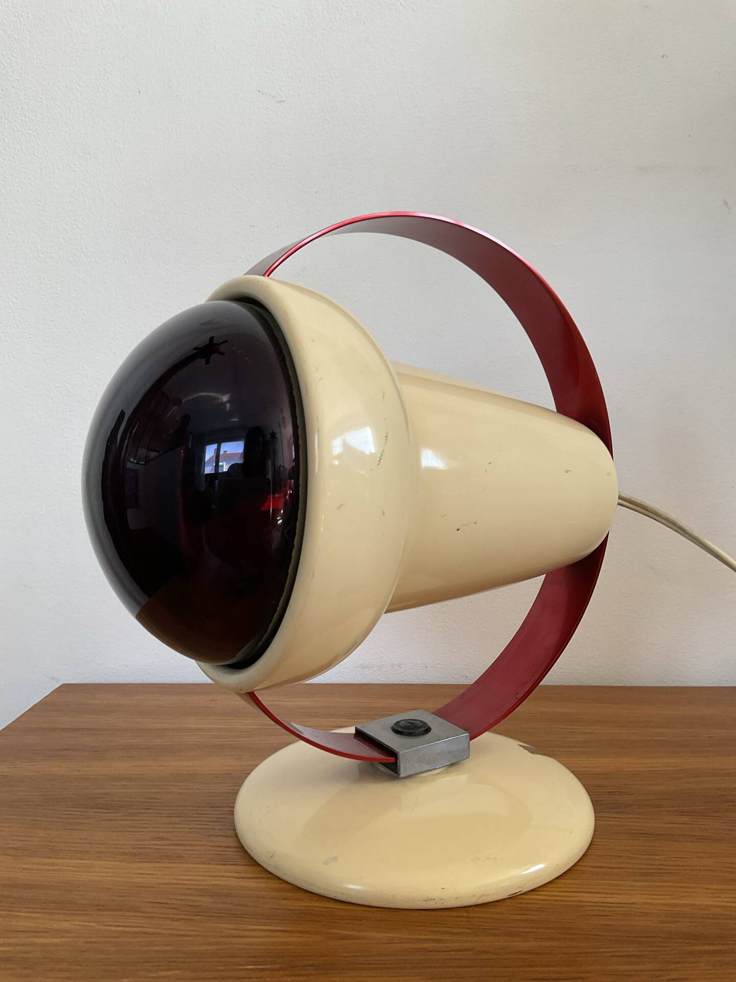 Lampe Infraphil Philips design Charlotte Perriand des années 60-70