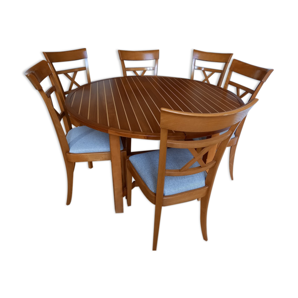 Set Of One Round Dining Table 120 Cm, How Many Chairs At 120 Table