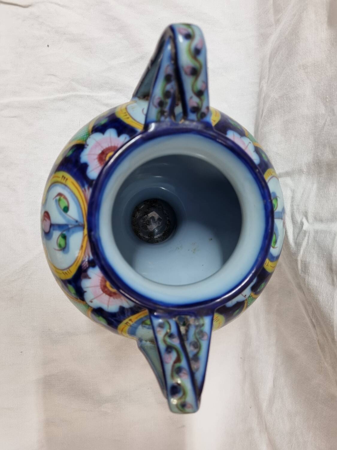 Alcobaça vase with handles, Portugal pottery