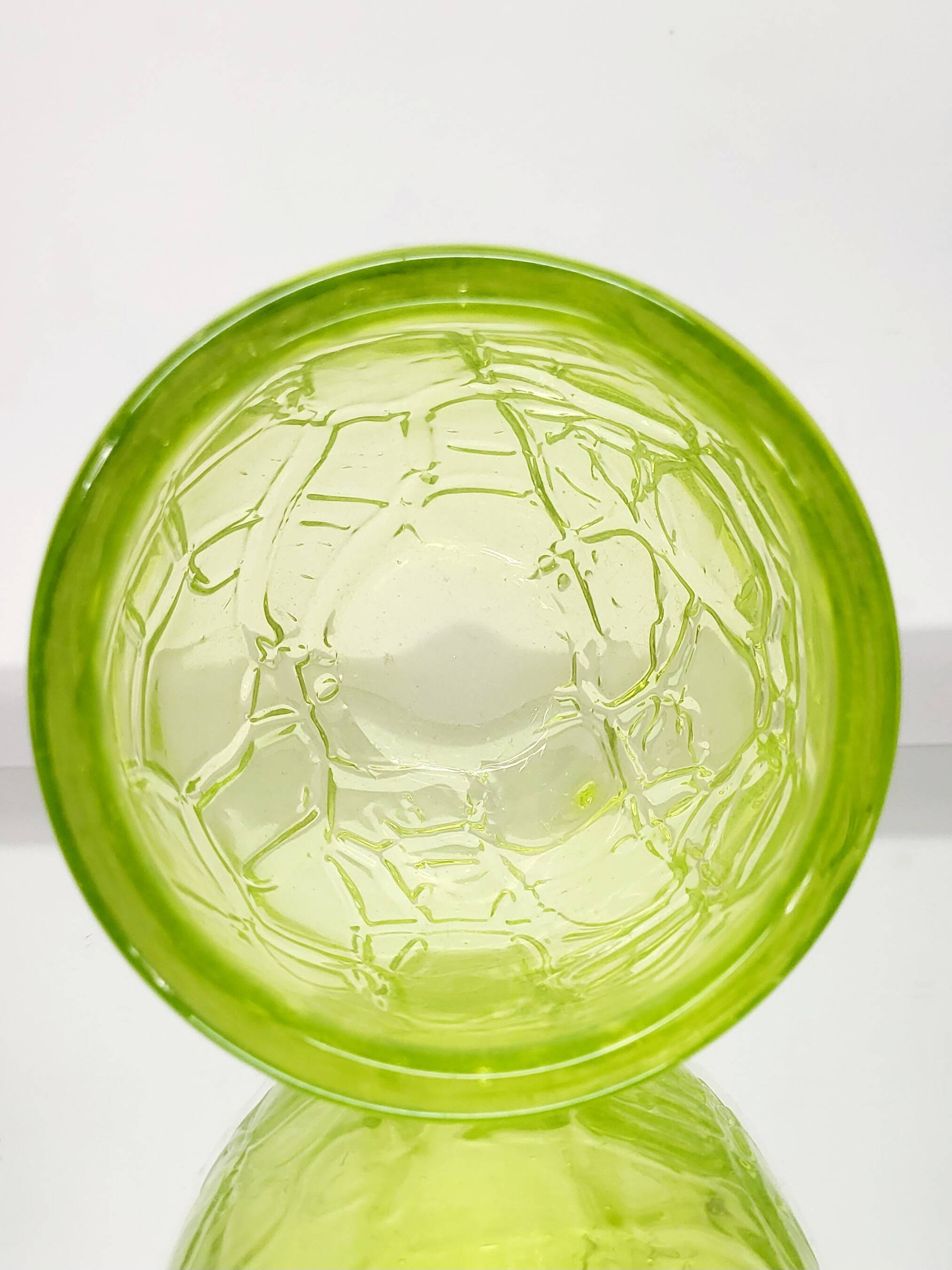 Vase Val saint lambert Studio Cristal, décor en relief