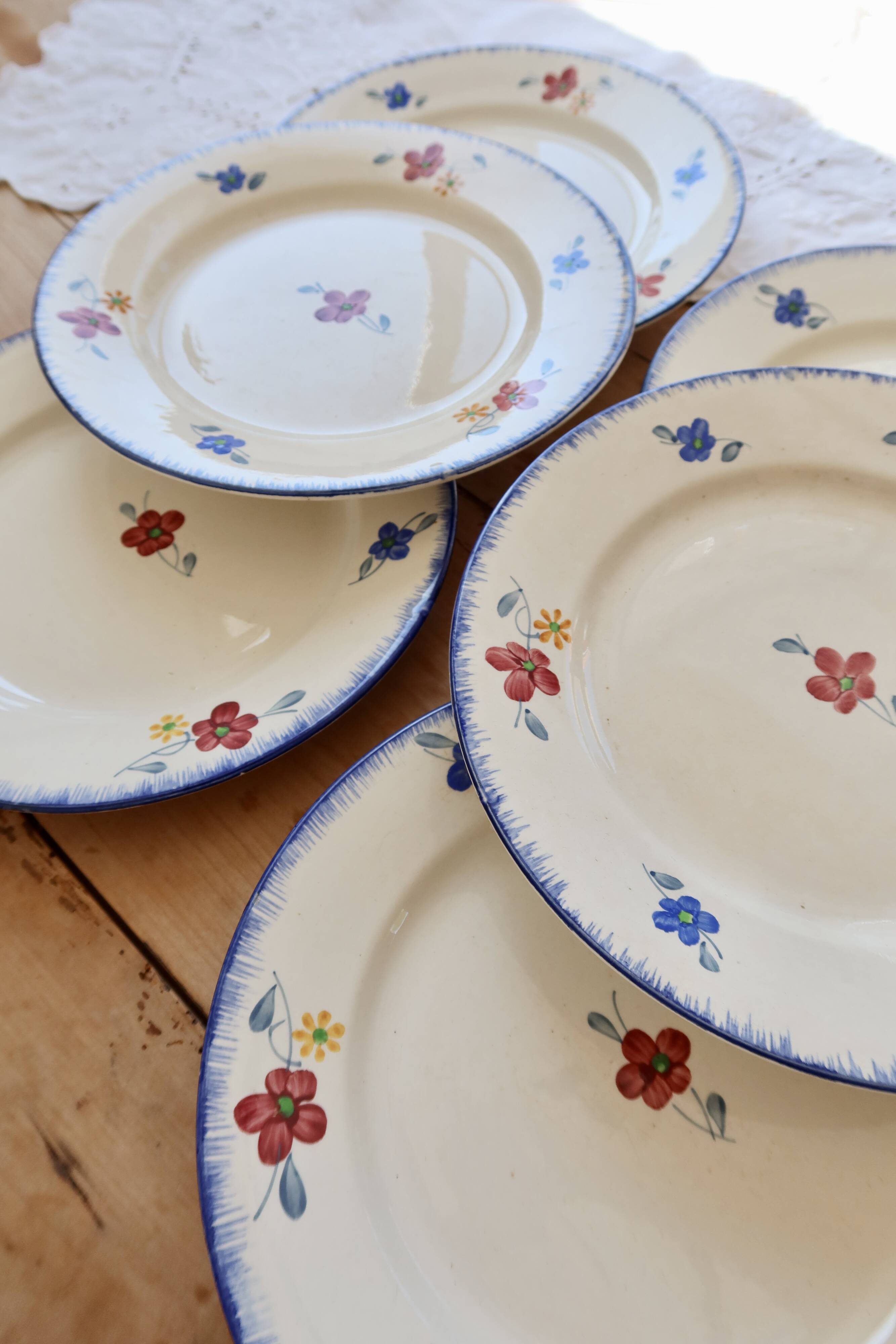 Vintage flat plates Digoin Sarreguemines model Mary-Lou