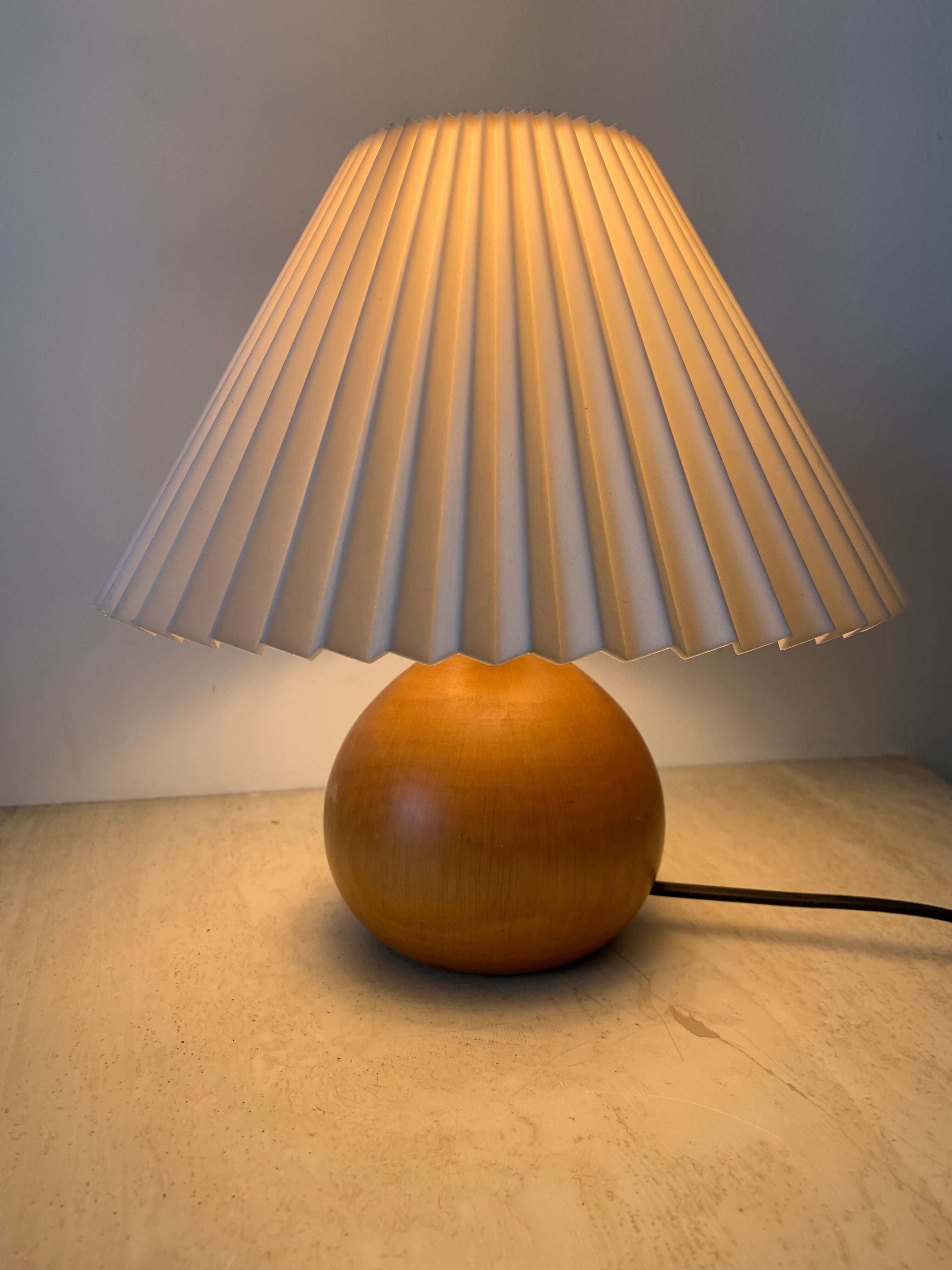 Solid wood bedside lamp