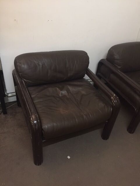 Paire de fauteuils Gae Aulenti par knoll