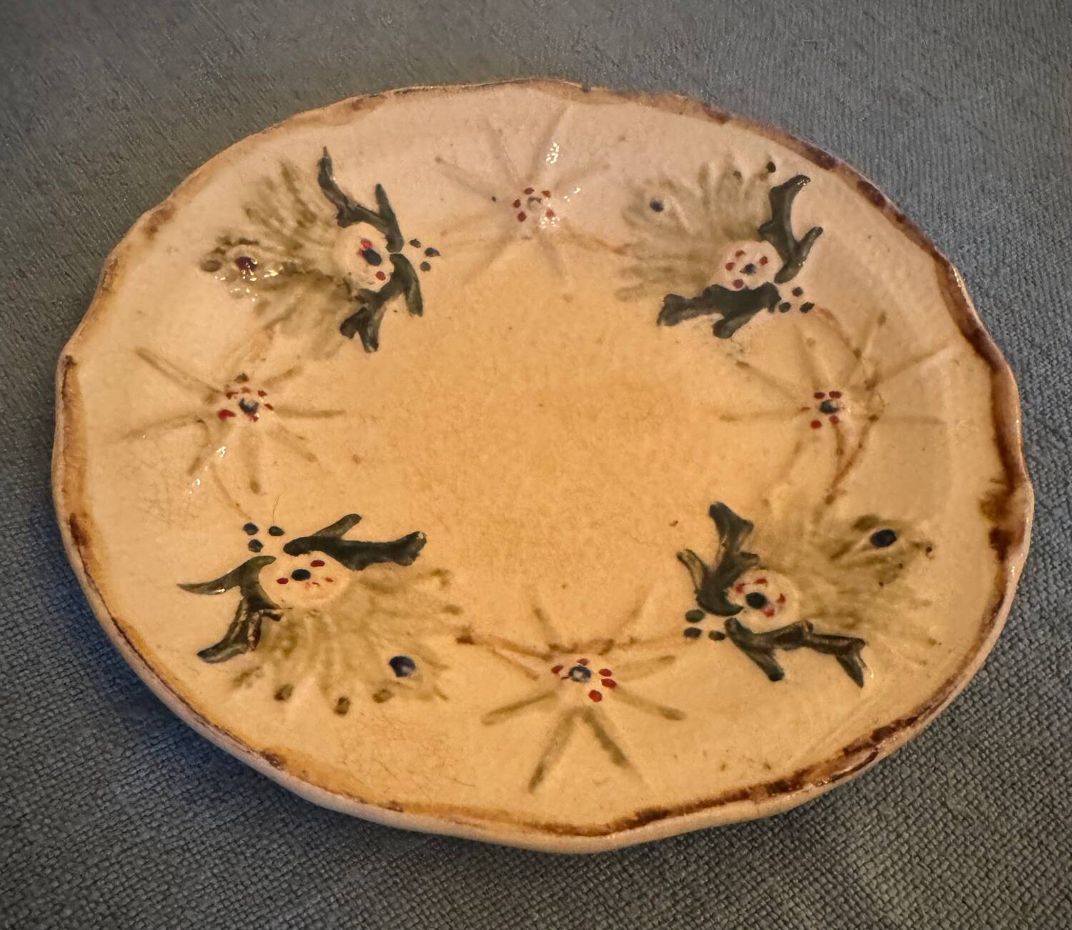 Wasmuel barbotine coffee and dessert plate service, late 19th century (19th century)