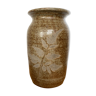 Sandstone vase plant motif