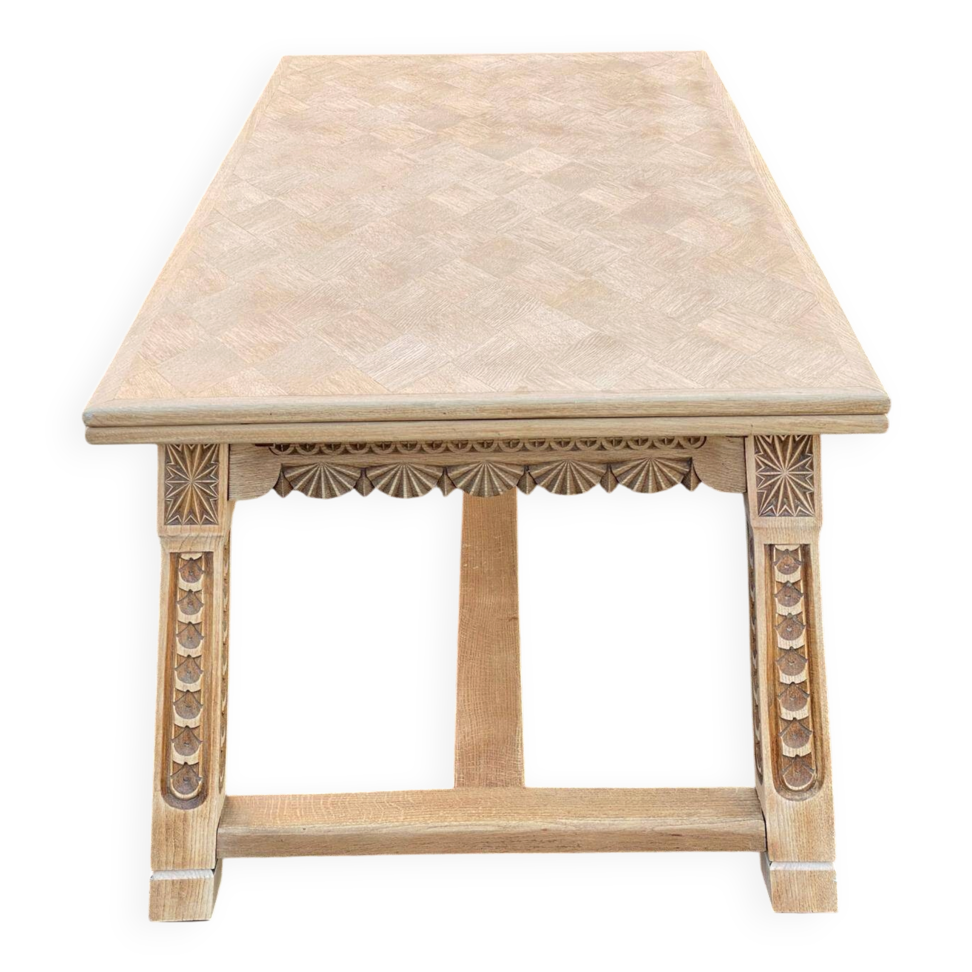 Renovated 19th-century Breton farmhouse dining table, extendable, in oak, 200-290 cm.