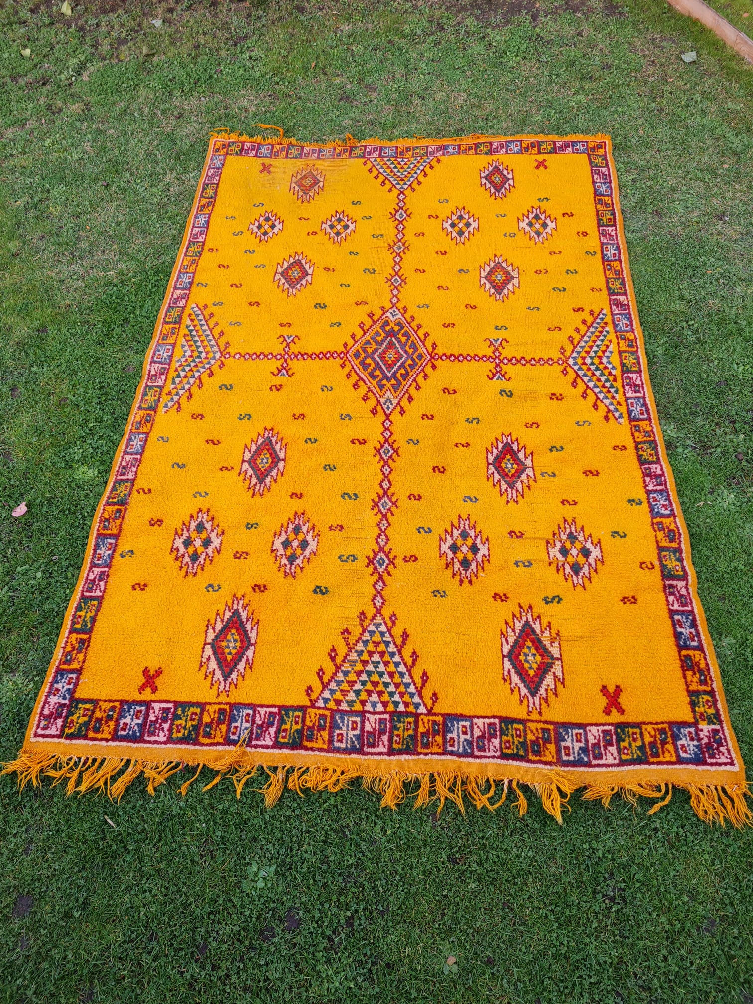 Handmade Berber carpet in wool 196 x 310cm