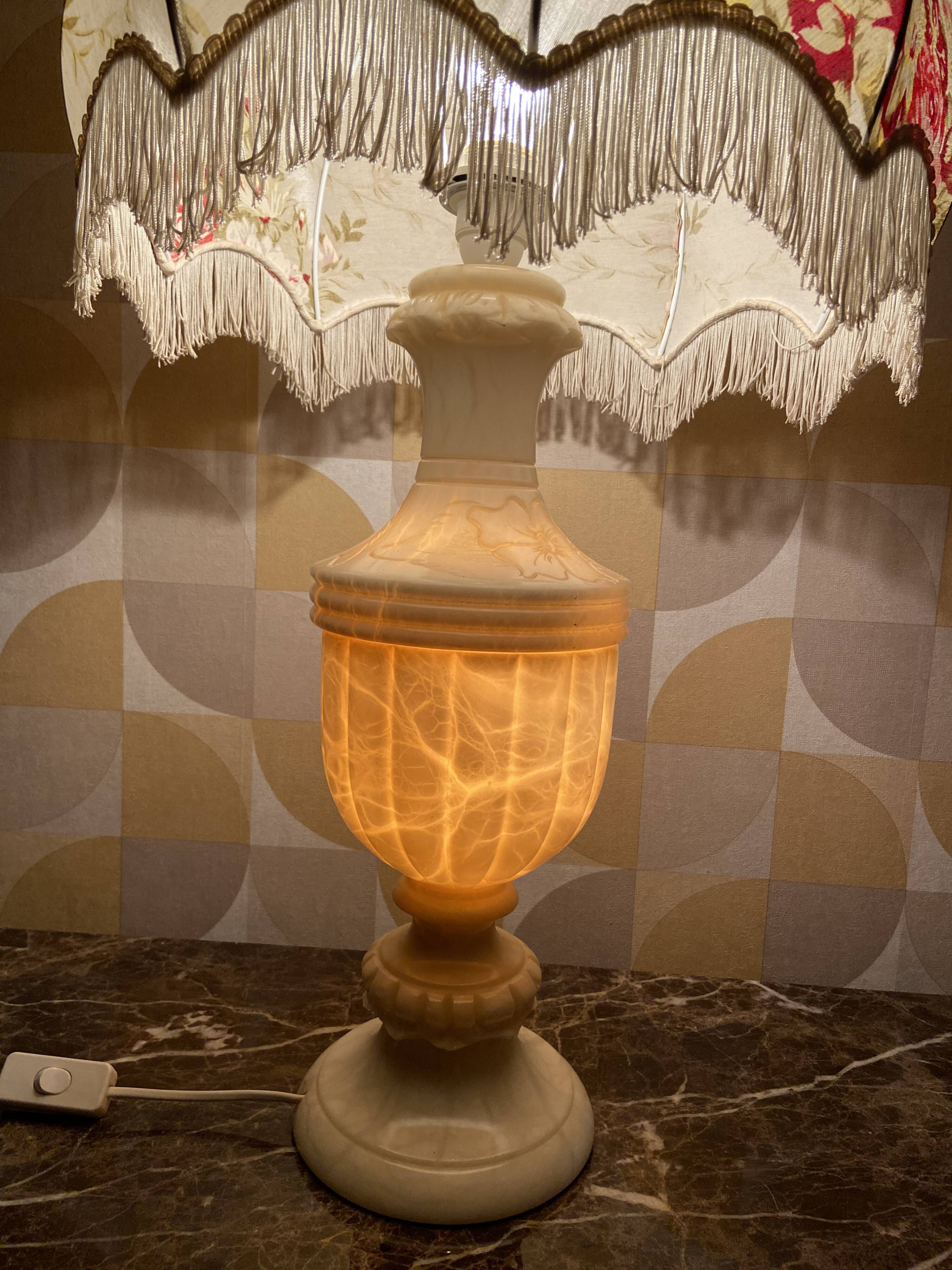 Alabaster lamp