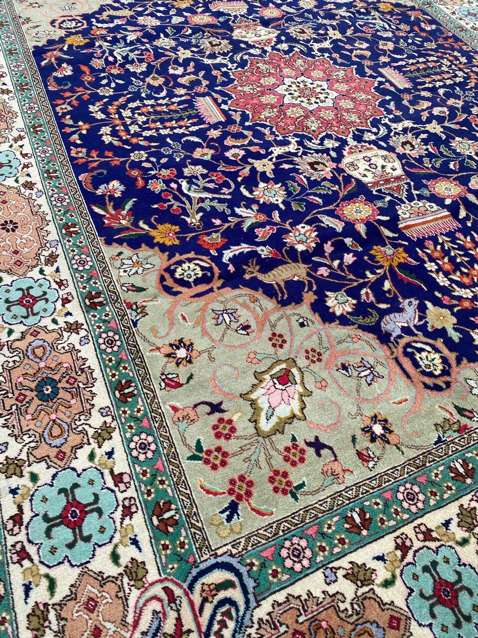 Large handmade Persian vintage Tabriz rug 300x395 cm