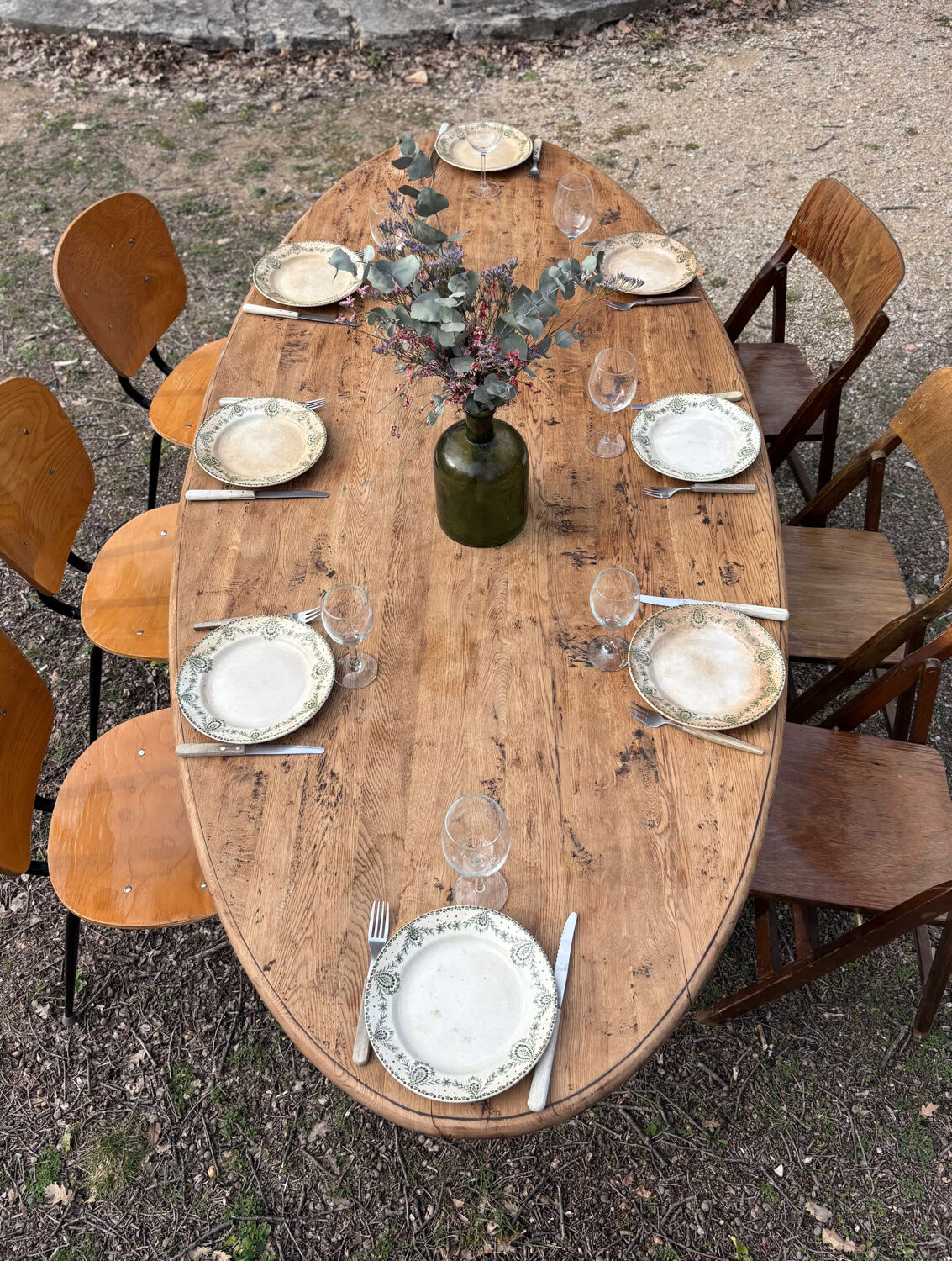 Oval solid wood dining table