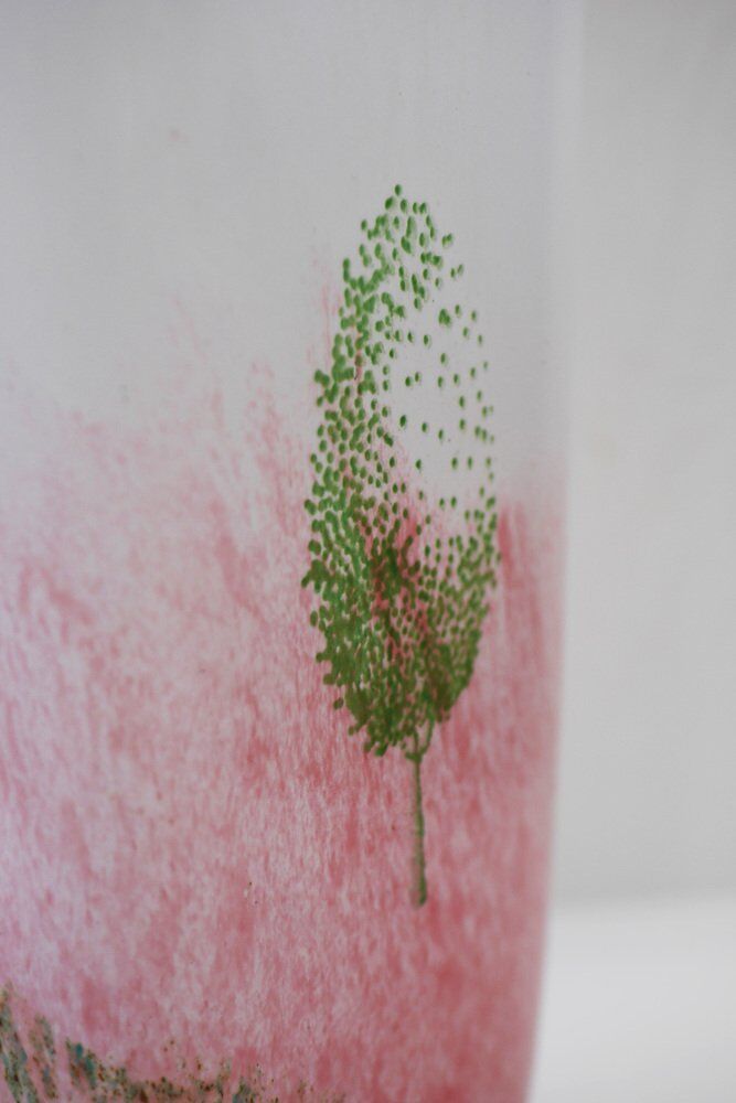 Scandinavian glass art vase known as May by Kjell Engman for Kosta Boda, 1980s