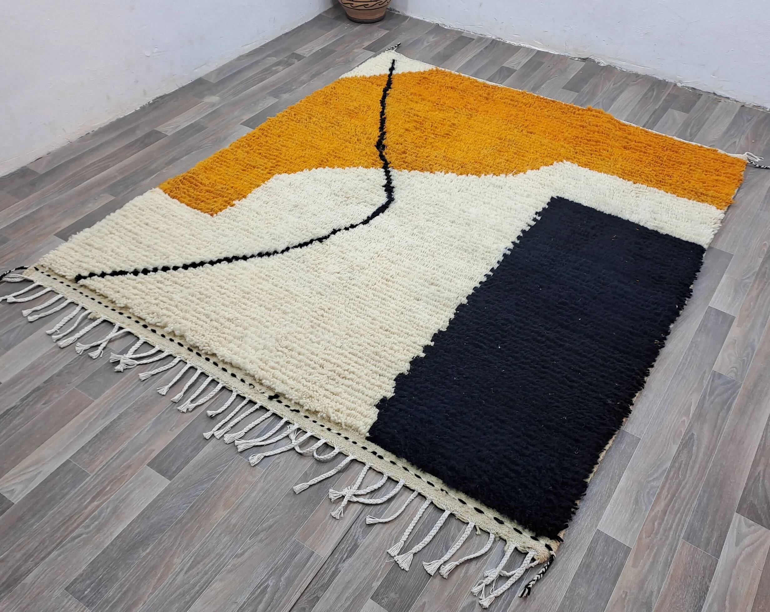 Handmade natural Berber rug 3x2 m