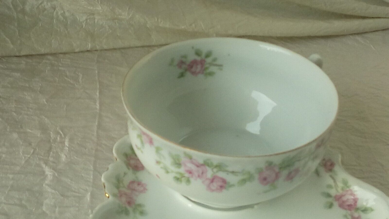 Lunch porcelain cup from limoges floral decor