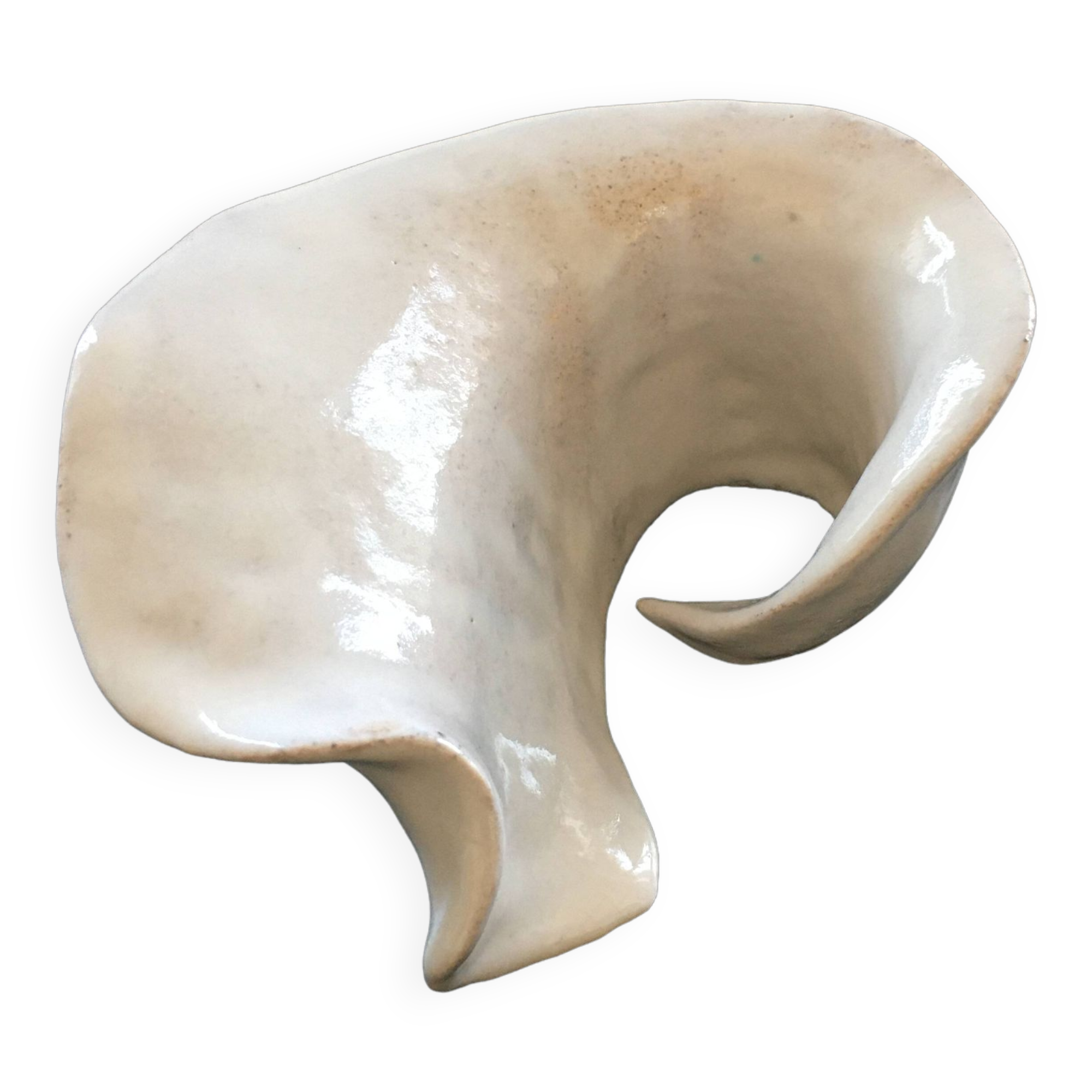 White ceramic shell