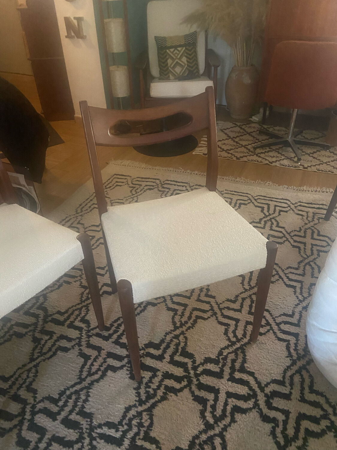 Series of 6 Danish teak chairs 60s