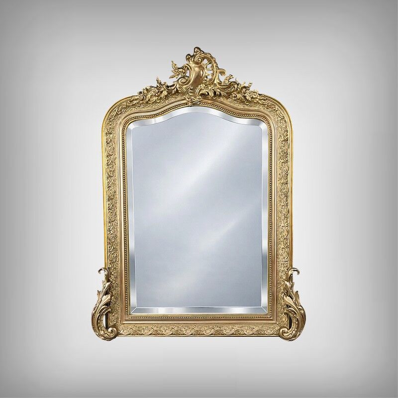 Bevelled mirror with pediment, Louis XV style – 2nd half of the 19th century
