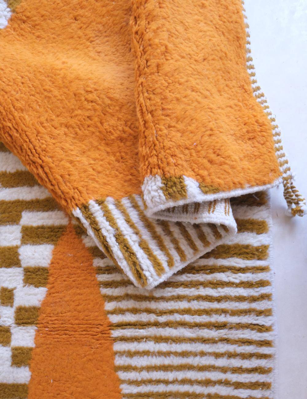 Contemporary Orange Runner Rug - 351 x 97 cm