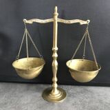 Decorative brass equal arms scale -25.5 cm
