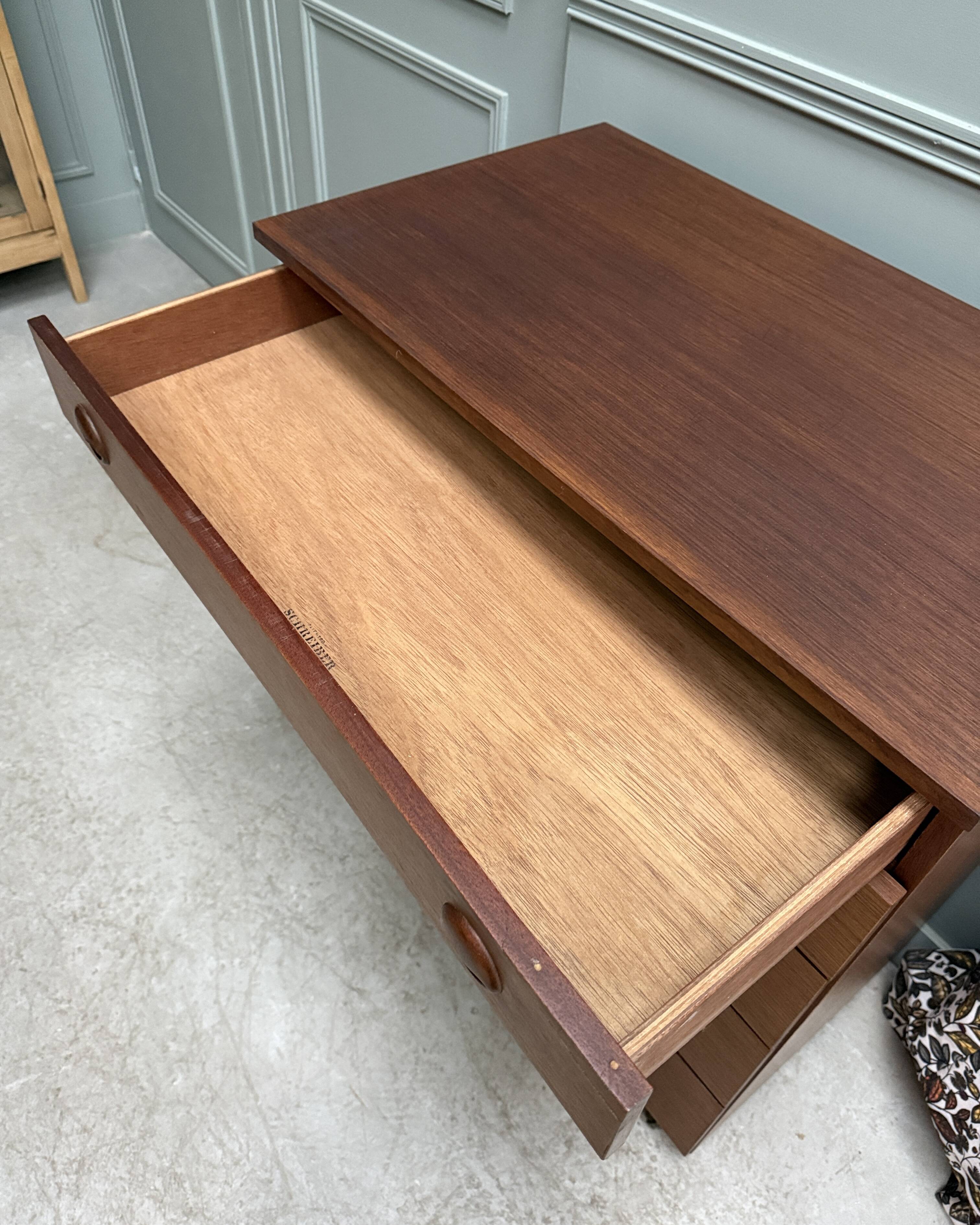 Scandinavian commode Schreiber