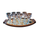 Service de 12 verres en cristal gravé – deux formats assortis, années