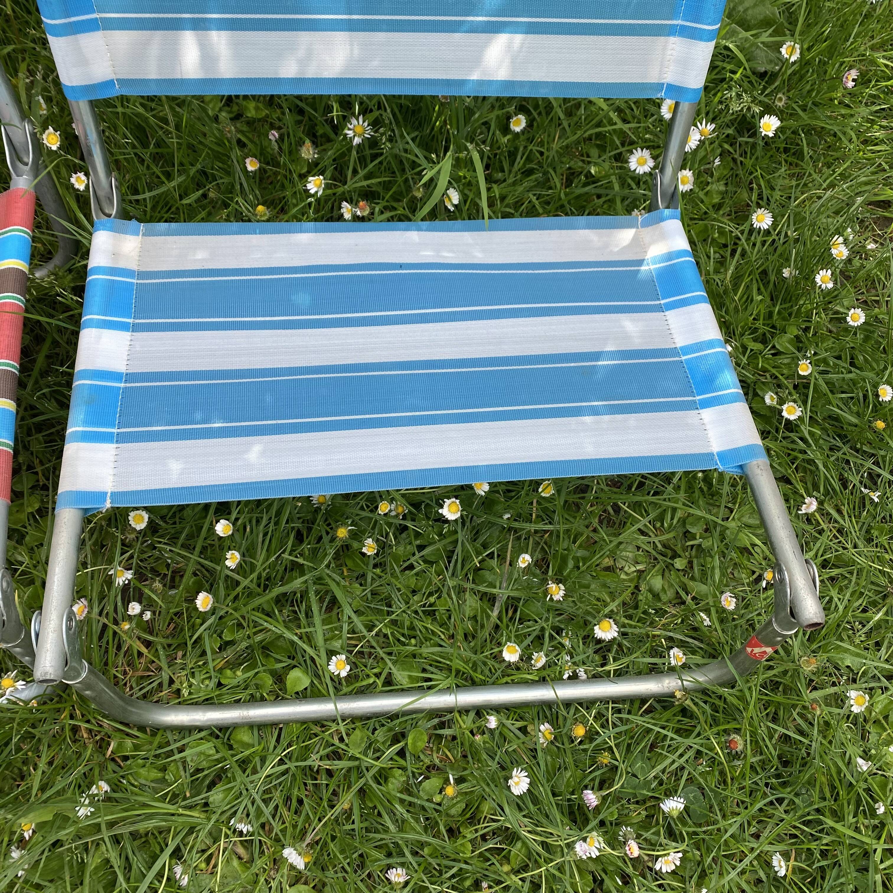 70s beach chairs