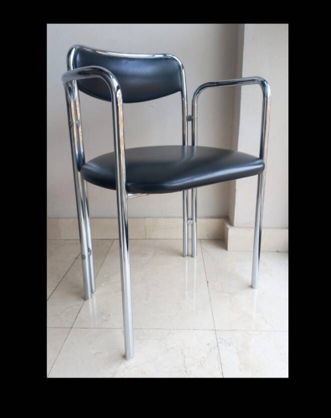 Set 2 mid century dining chairs