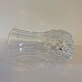 Petit vase en verre ciselé
