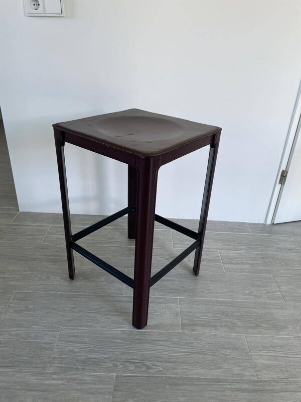 4 tabourets rares Matteo Grassi en écorce marron chaud/rouge bordeaux