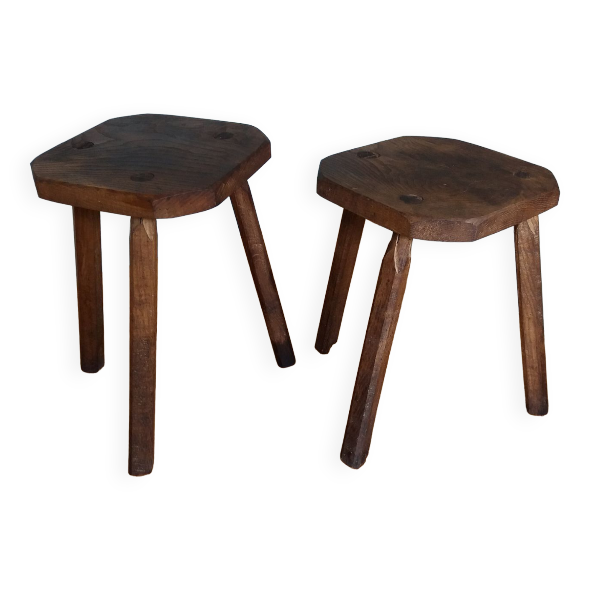 Tripod cowherd stools