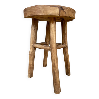 Tabouret brutaliste en bois