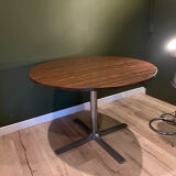 Vintage round table 110 cm in rosewood, tulip base, 1970s.