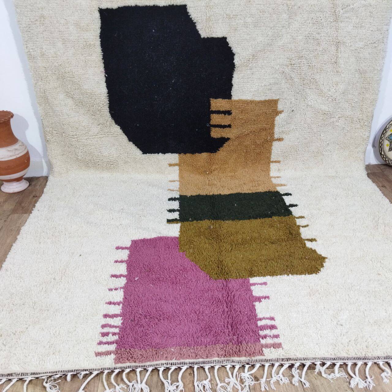 Handmade Moroccan Berber rug 314 x 210 cm