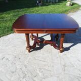 Solid mahogany extendable table