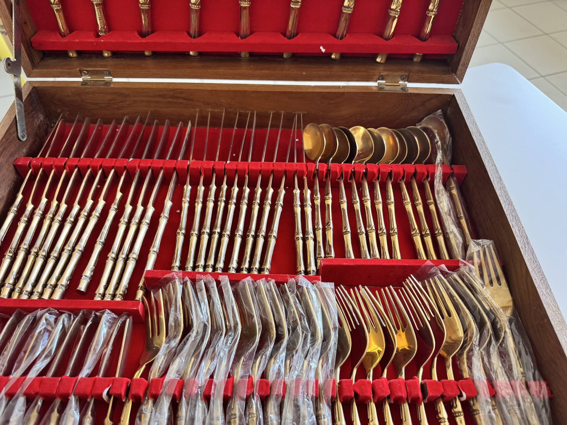 Ménagère complète Nickel Bronze doré Bambou coffret Vintage