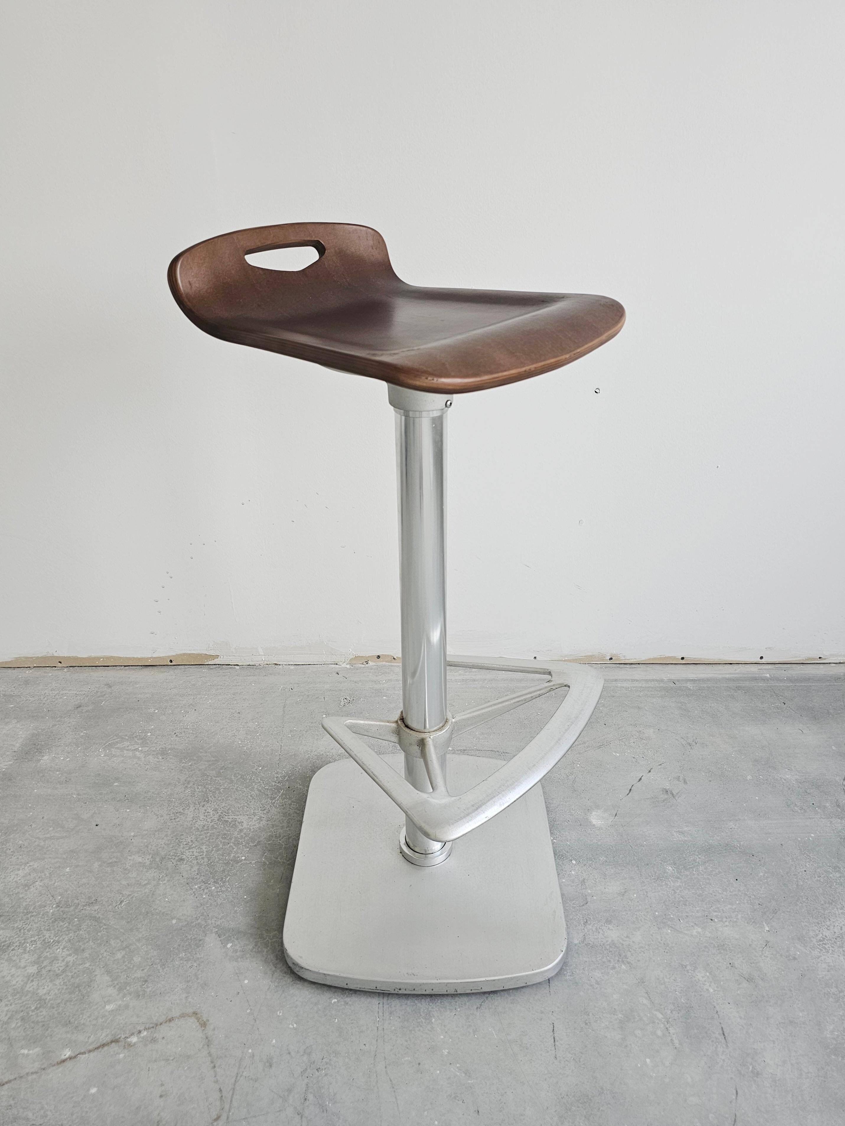 Postmodern pair of bar stools Indecasa by Joan Casas from the 1980s.