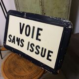 "Way Without Issue" sign