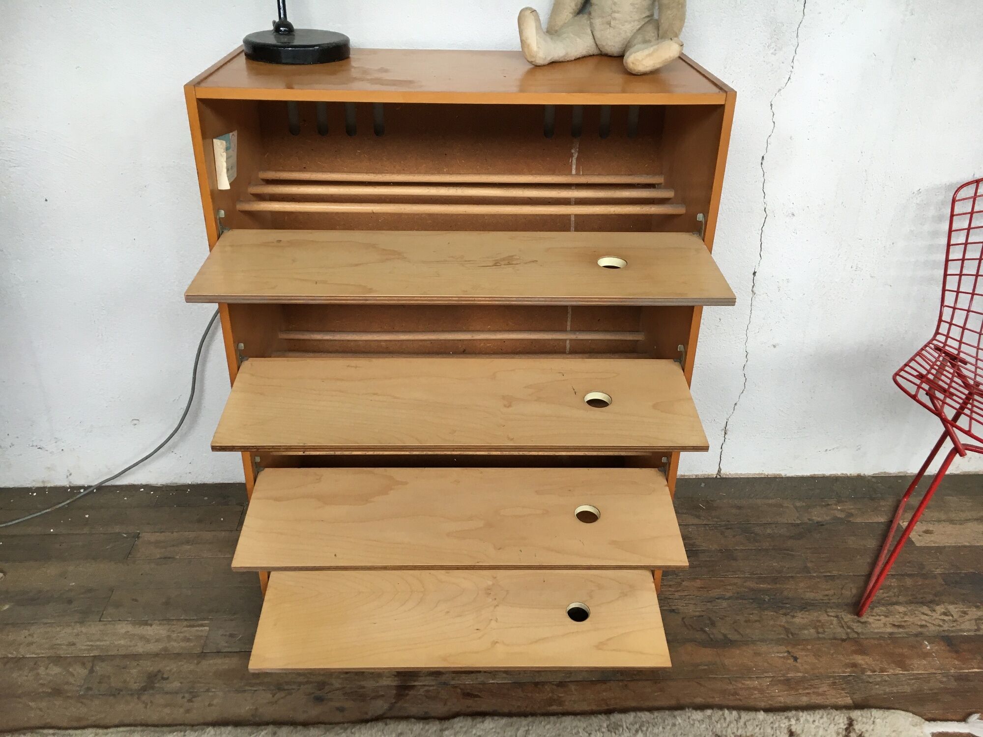 Shoe cabinet in light wood year 1960 vintage