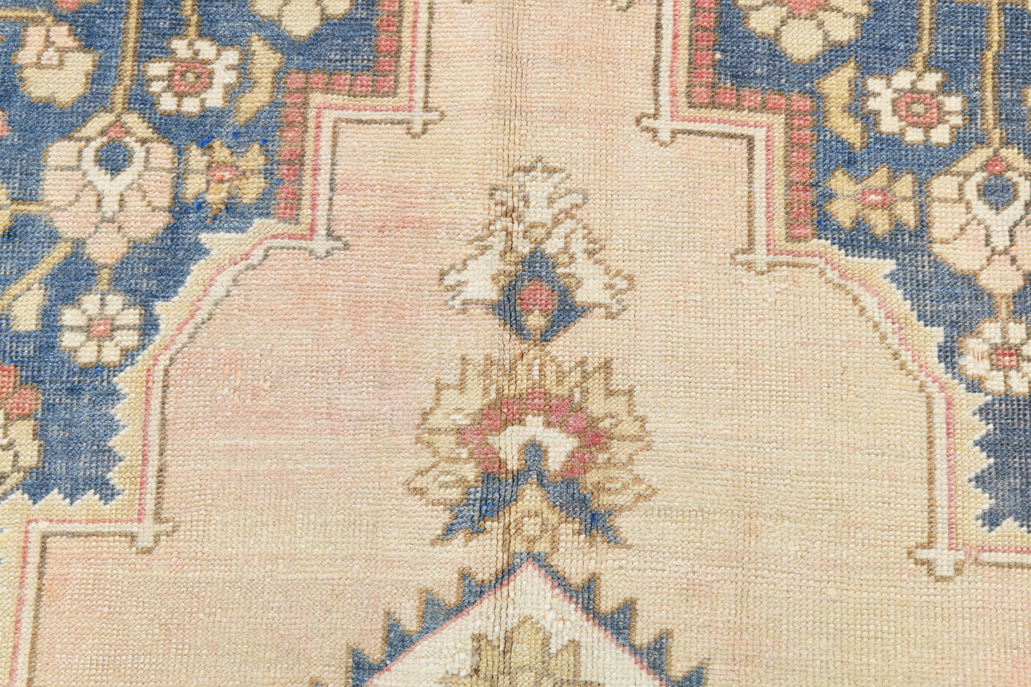 5x9 tan beige & blue oushak rug, 151x263cm