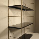 Metal string shelf