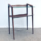 Table d'appoint en bois et verre