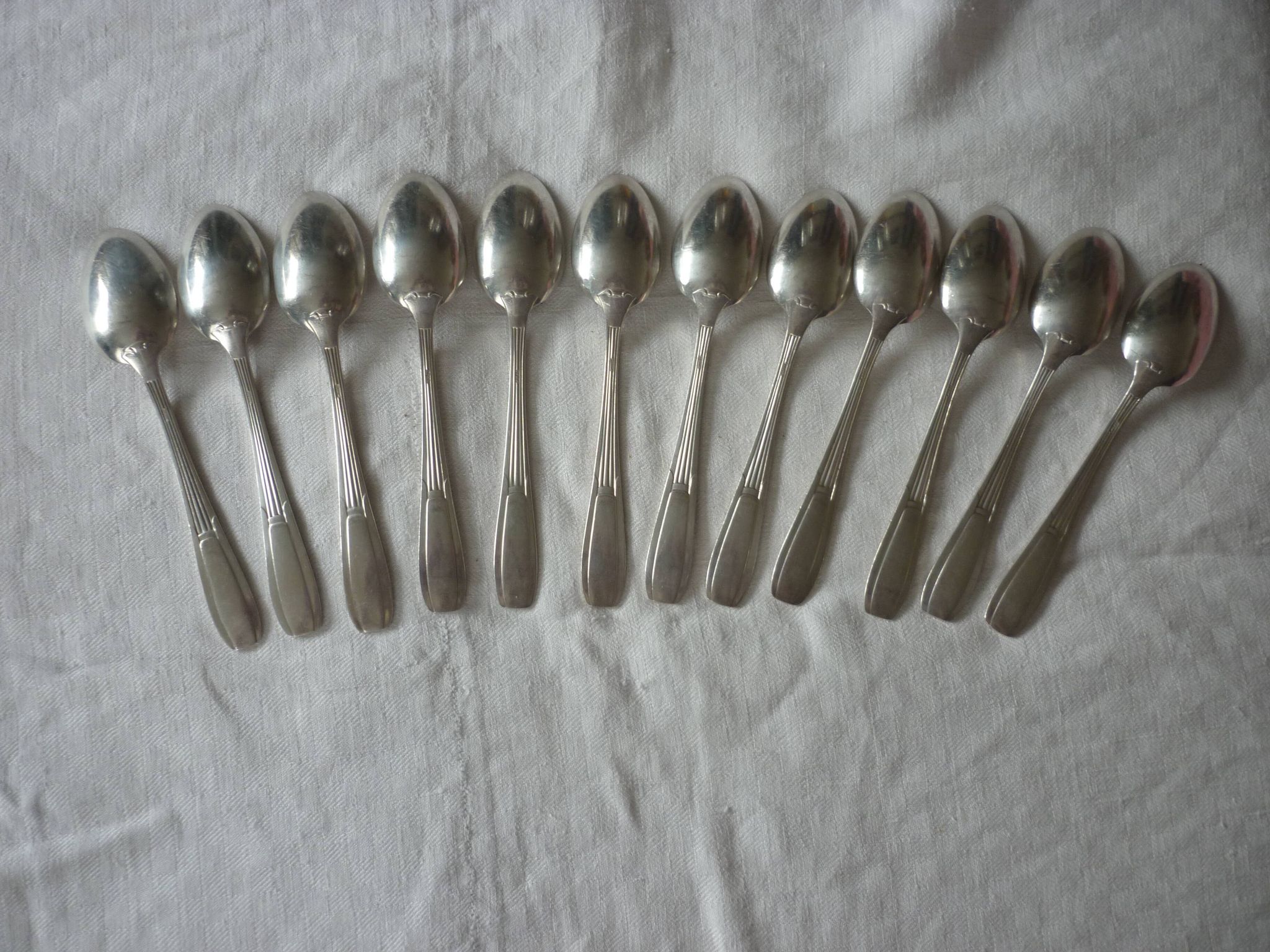 12 petites cuillers en metal argente orfevre sfam