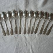 12 petites cuillers en metal argente orfevre sfam