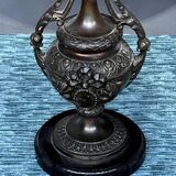 Pair of table lamps.