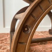 Fauteuil Dagobert en bois sculpté