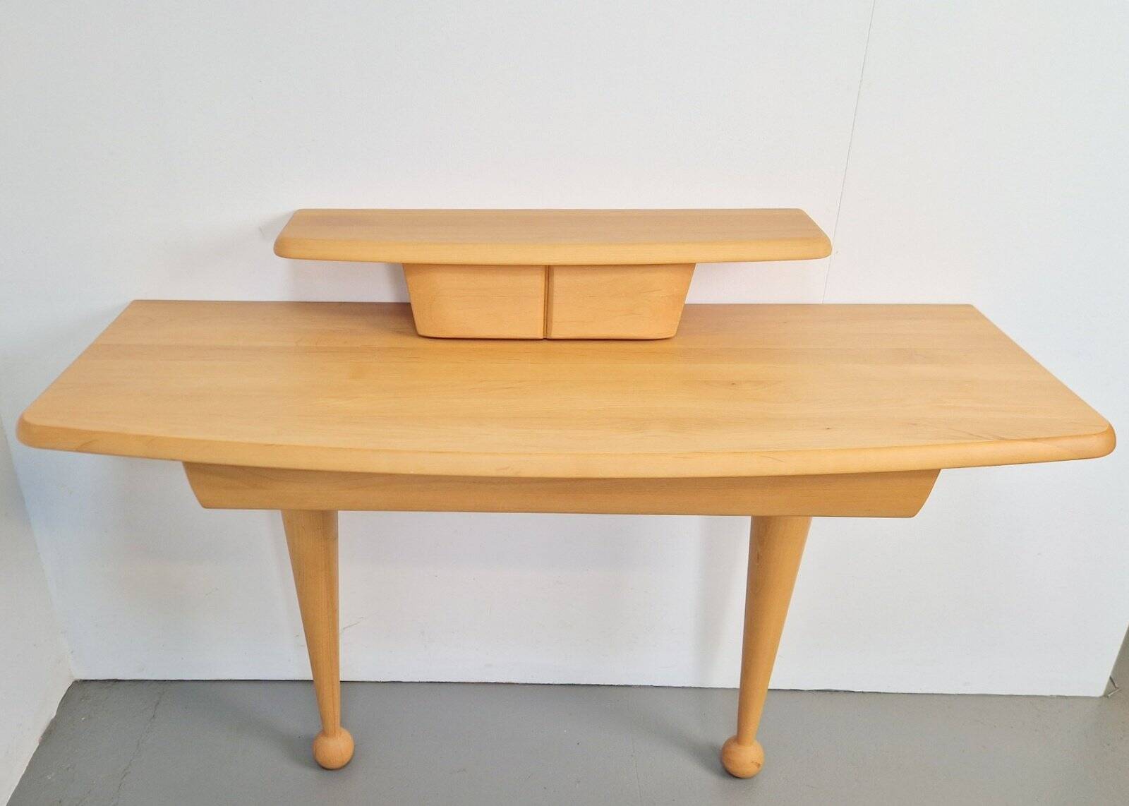Italian Modern Hall Side Table by Oscar Tusquets Blanca, Italy, 1990s
